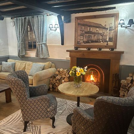 Hotel The Wheatsheaf Bramley  Extérieur photo